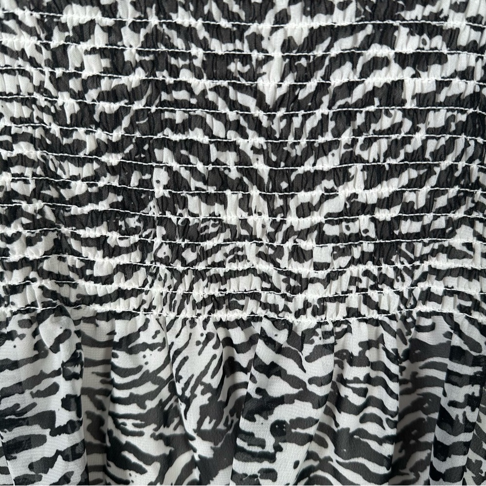 Nine West‎ Peplum Blouse Square Smocked Neck Lined White Black Women Size M - Picture 4 of 8